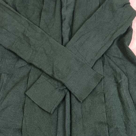 WHITE HOUSE BLACK MARKET Cardigan Sweater - Picture 6 of 8